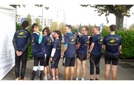 Des nageurs au 10 kms de Caluire